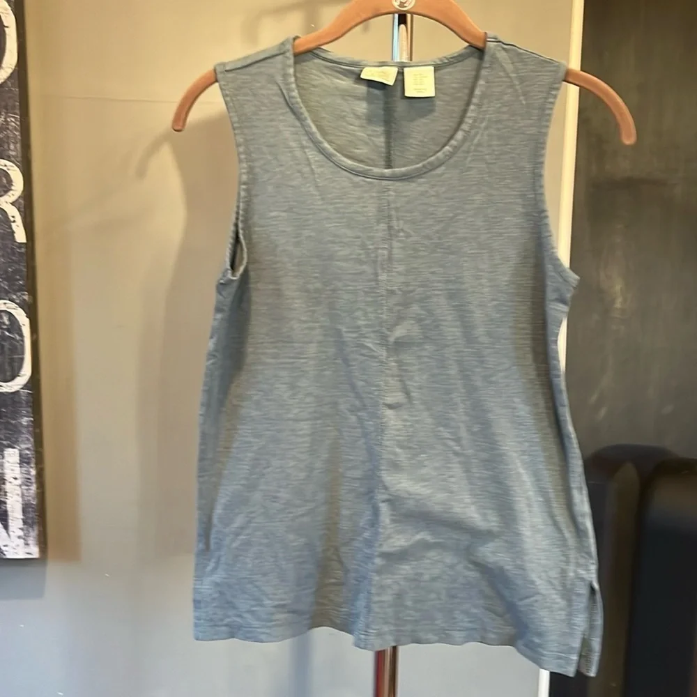 🇪🇸🐠Bundle of 2 Lucy & Laurel tank tops peach gray modal cotton spandex XS